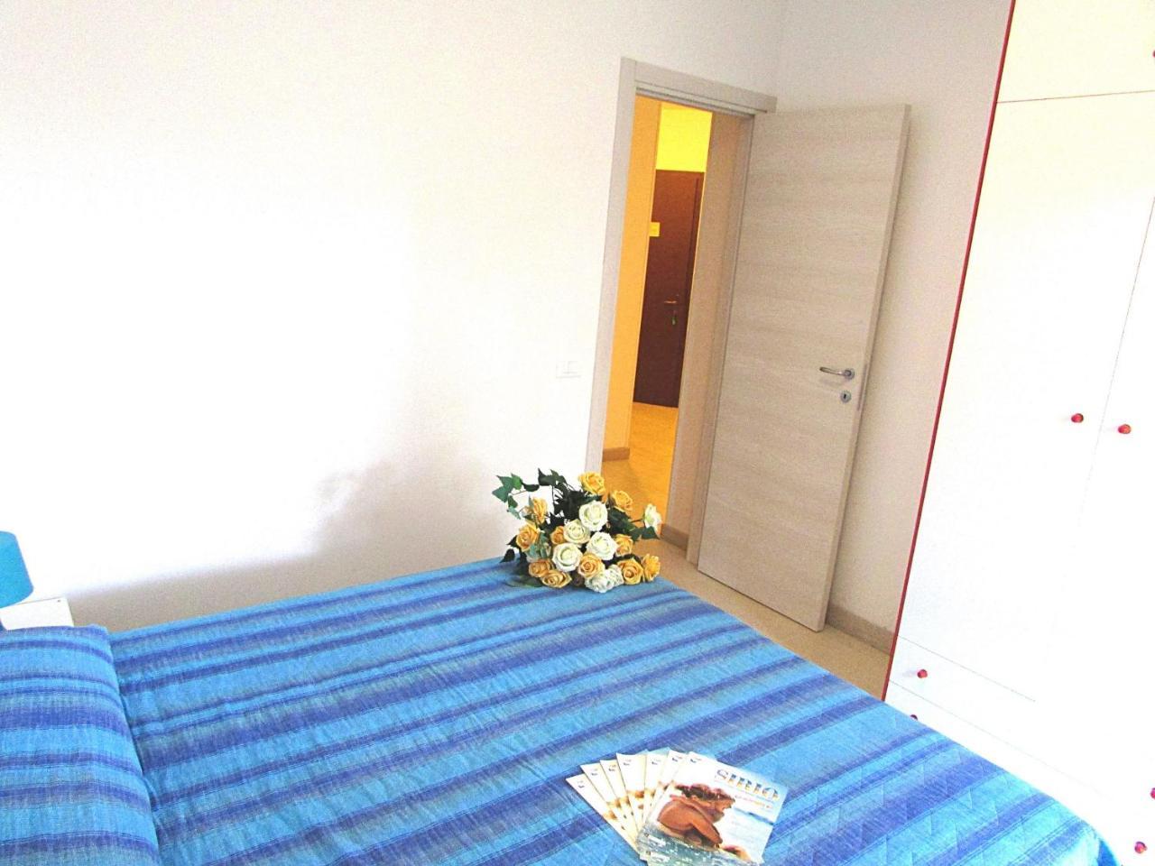 Isi Apartment Bibione Exterior photo