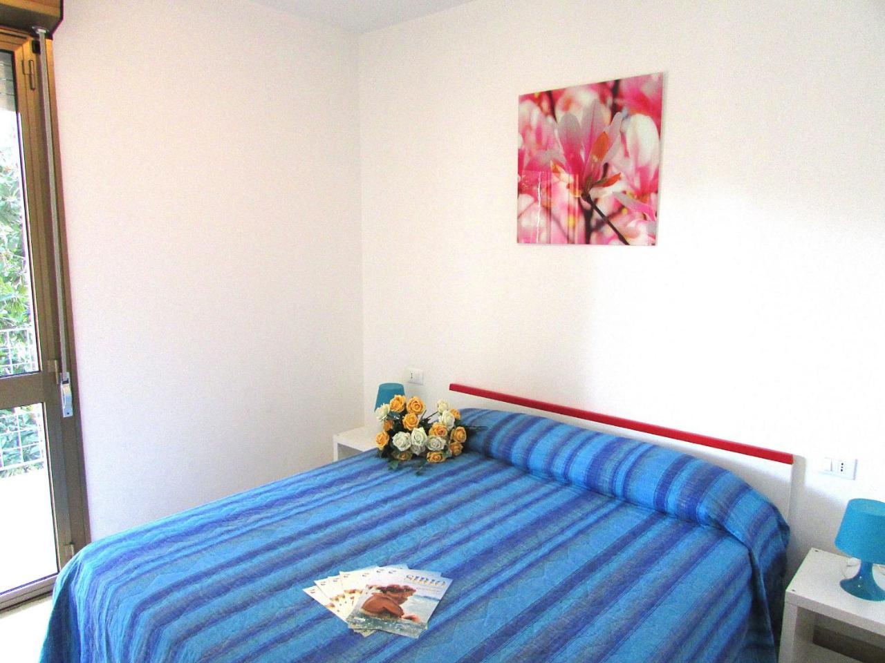 Isi Apartment Bibione Exterior photo