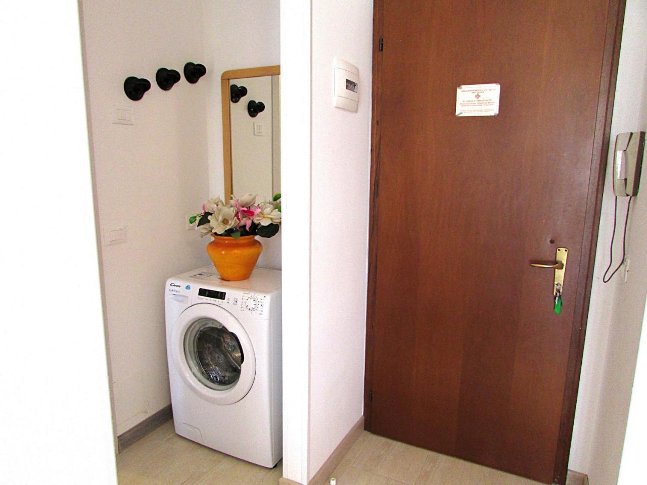Isi Apartment Bibione Exterior photo