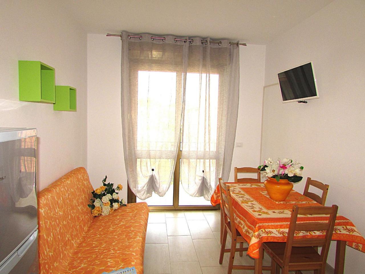 Isi Apartment Bibione Exterior photo